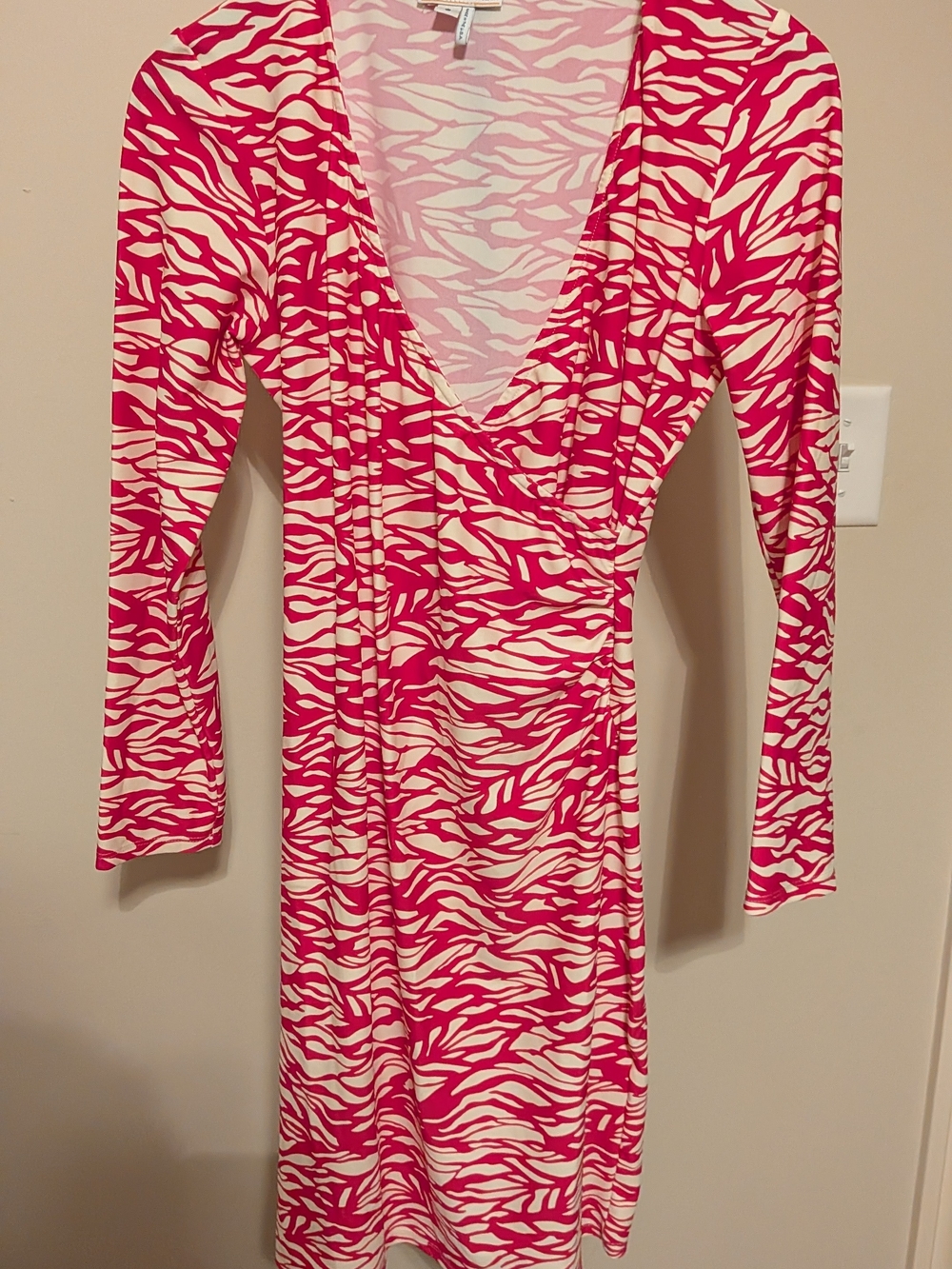 Jude Connally Pink and Cream Abstract Print Long-Sleeve Wrap Dress